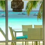 Mayumi Beach Villa